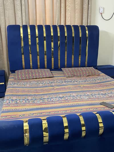 Double Bed available for Sale