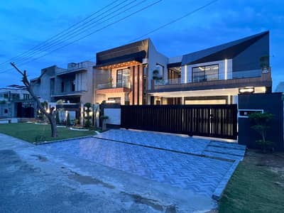 2 Kanal Ultra Luxury House For Sale Prime Location Facing Park & Mosque | Valencia Town, Lahore