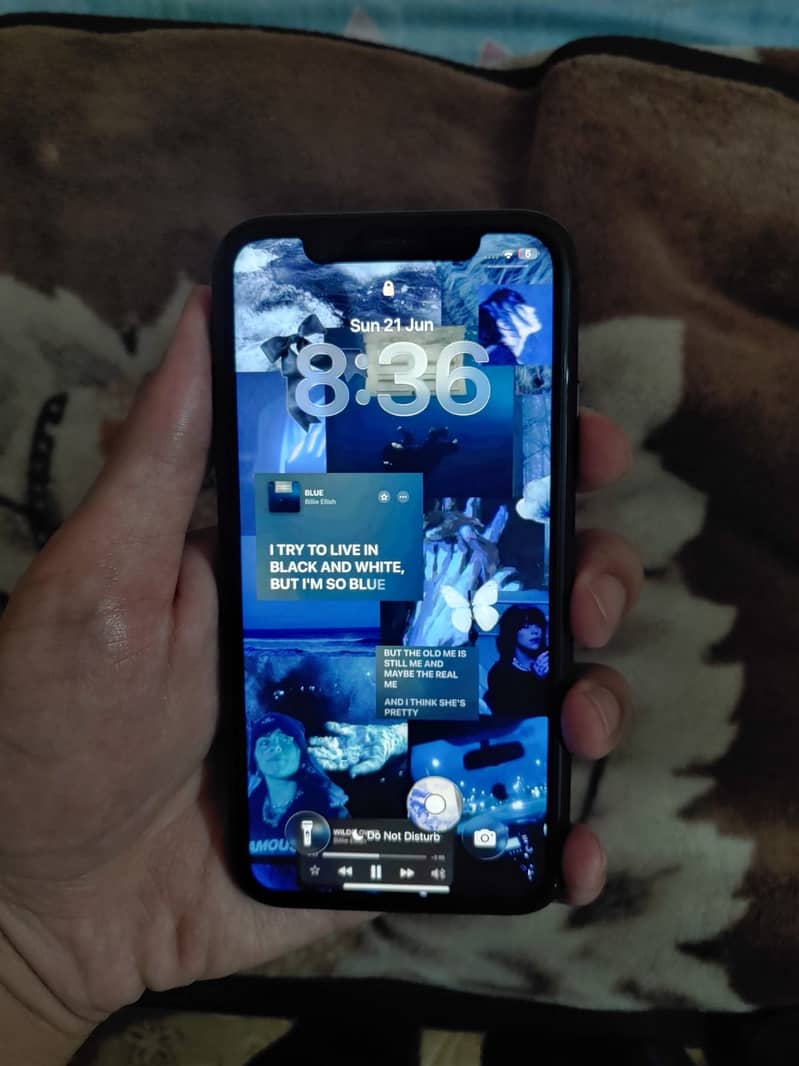 Apple iPhone 11 0