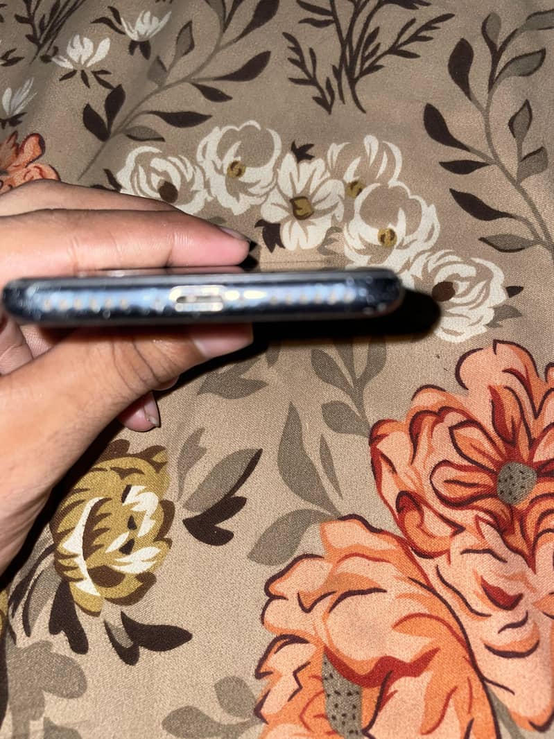 Apple iPhone SE 3