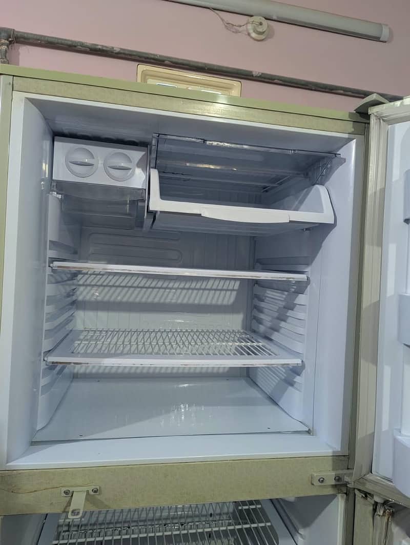 Pel fridge 2