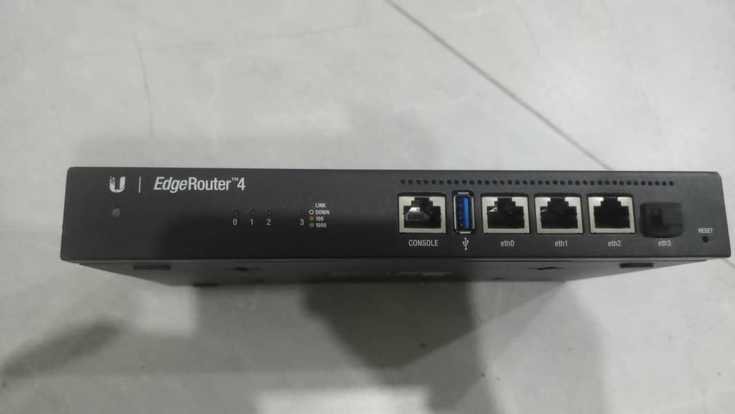 UNIFI EdgeRouter 4 1