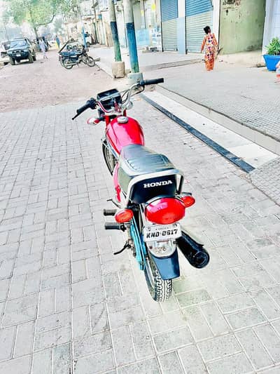 Honda 125 urgent for sale 03277517010 WhatsApp