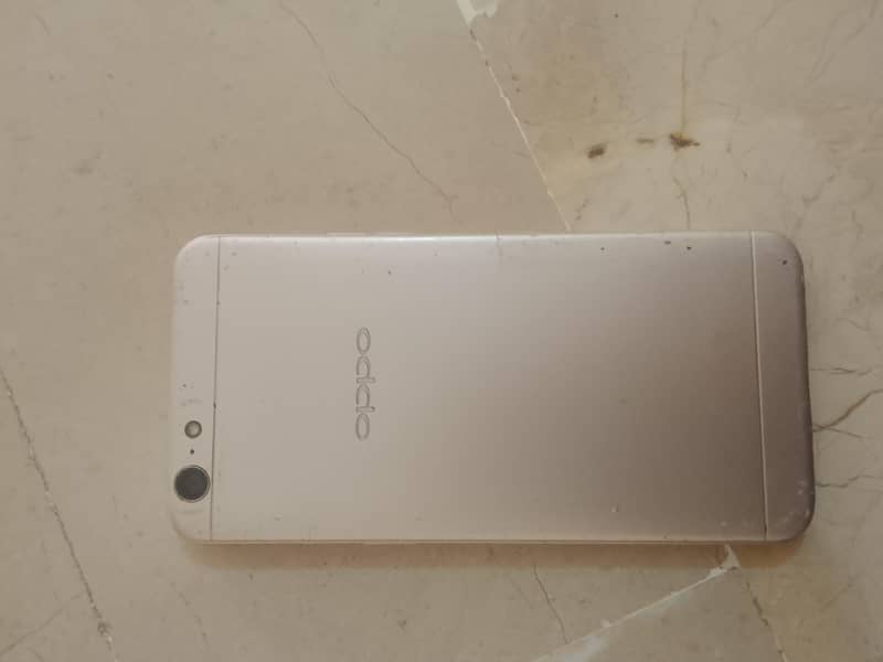 OPPO A57 1
