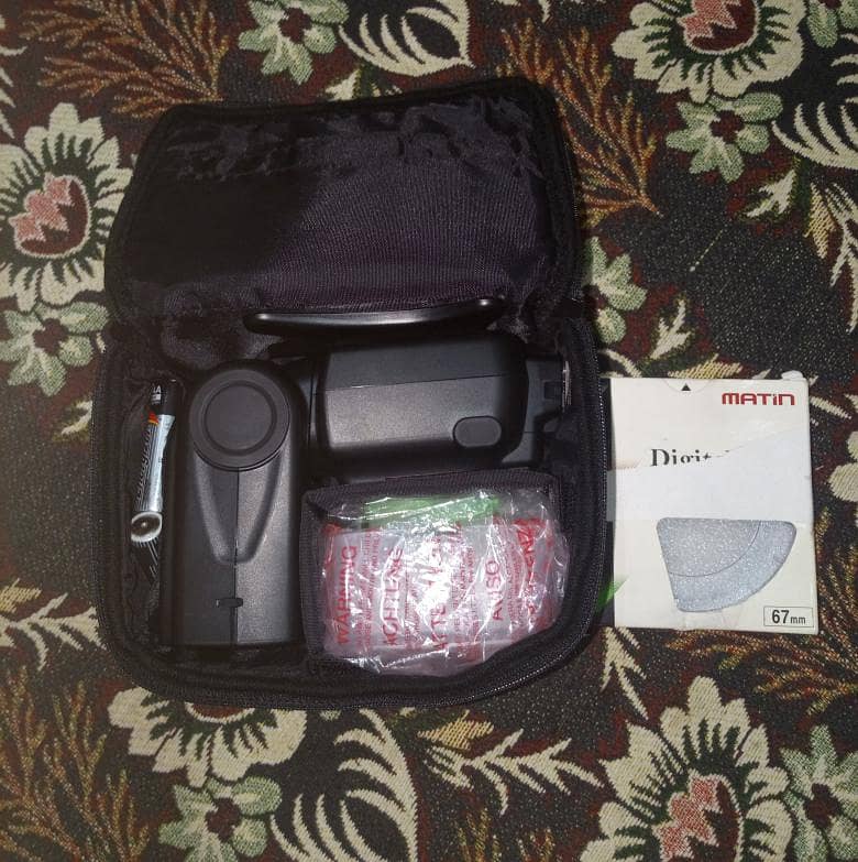 Camera Flash for Sale 0