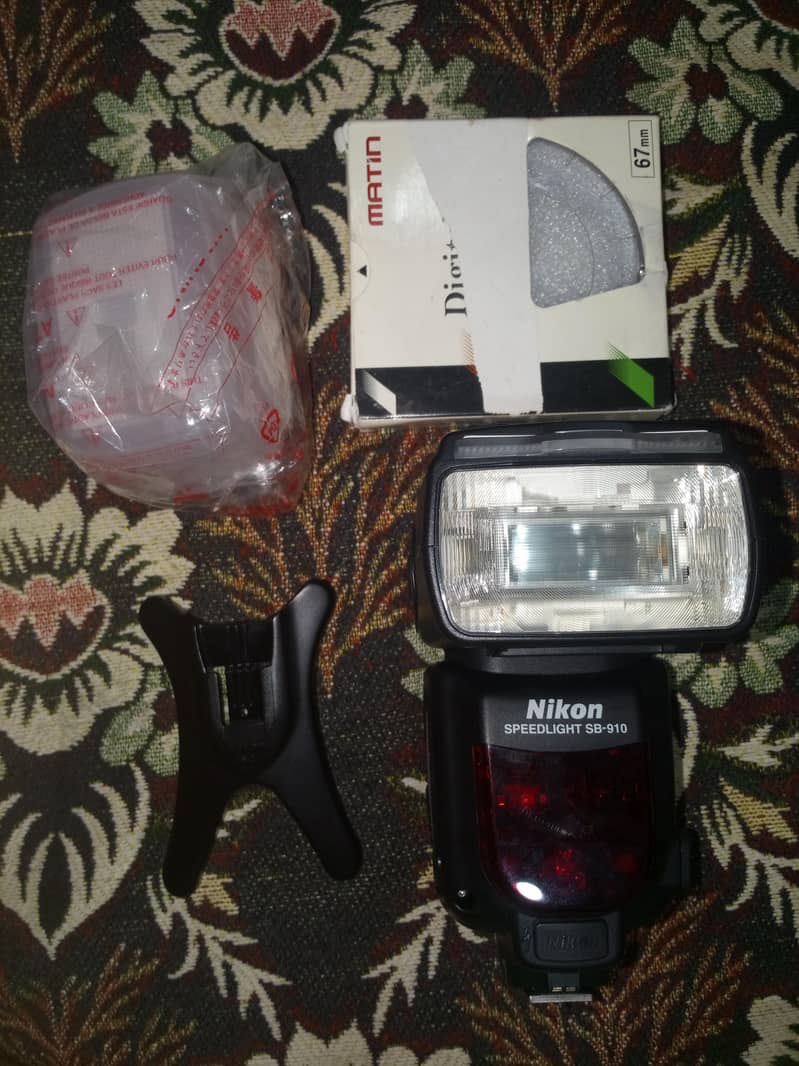 Camera Flash for Sale 1