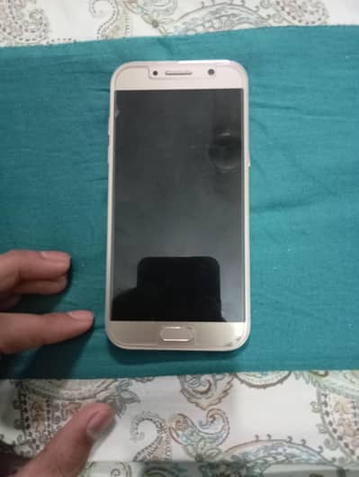 7 years used mobile sell / condition okay