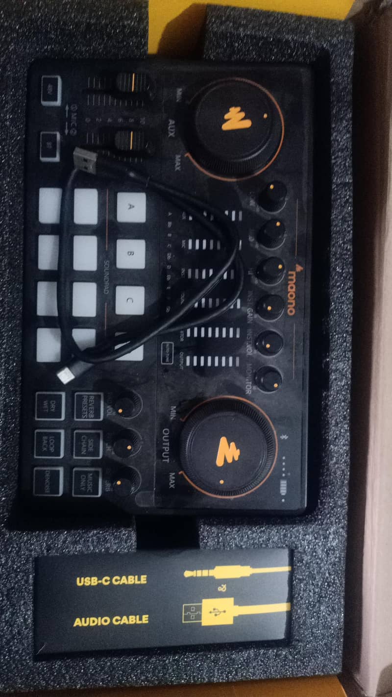 maonocaster E2 1