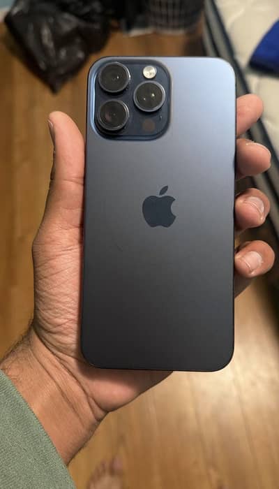 Apple iPhone 15 Pro Max. Factory unlocked. 256GB