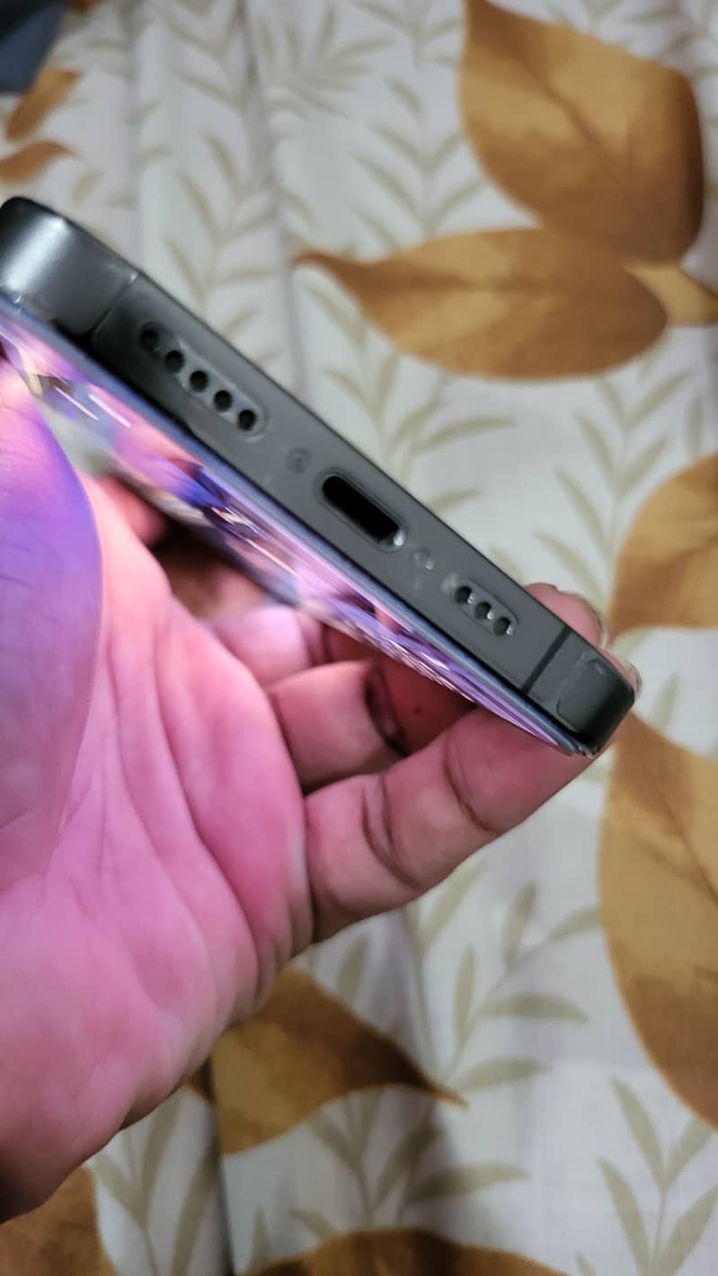 Apple iPhone 13 Pro 1