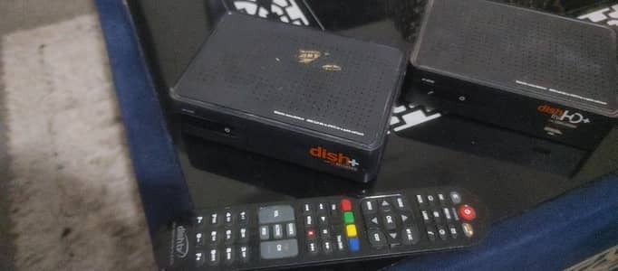 3 Dish 2 receiver set sath hein 1 remote no:03127048881