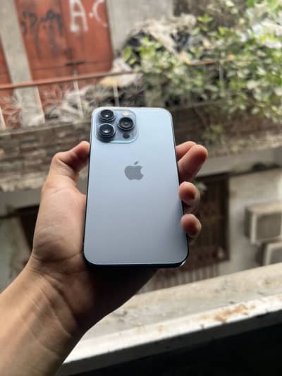 Apple iPhone 13 Pro