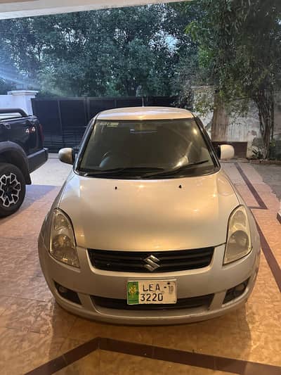 Suzuki Swift DLX 2010