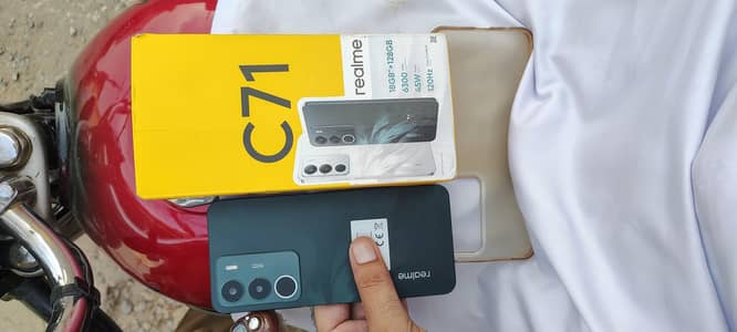 Realmi C 71