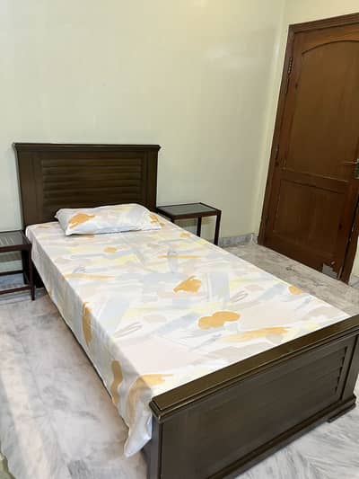 Single bed for sale