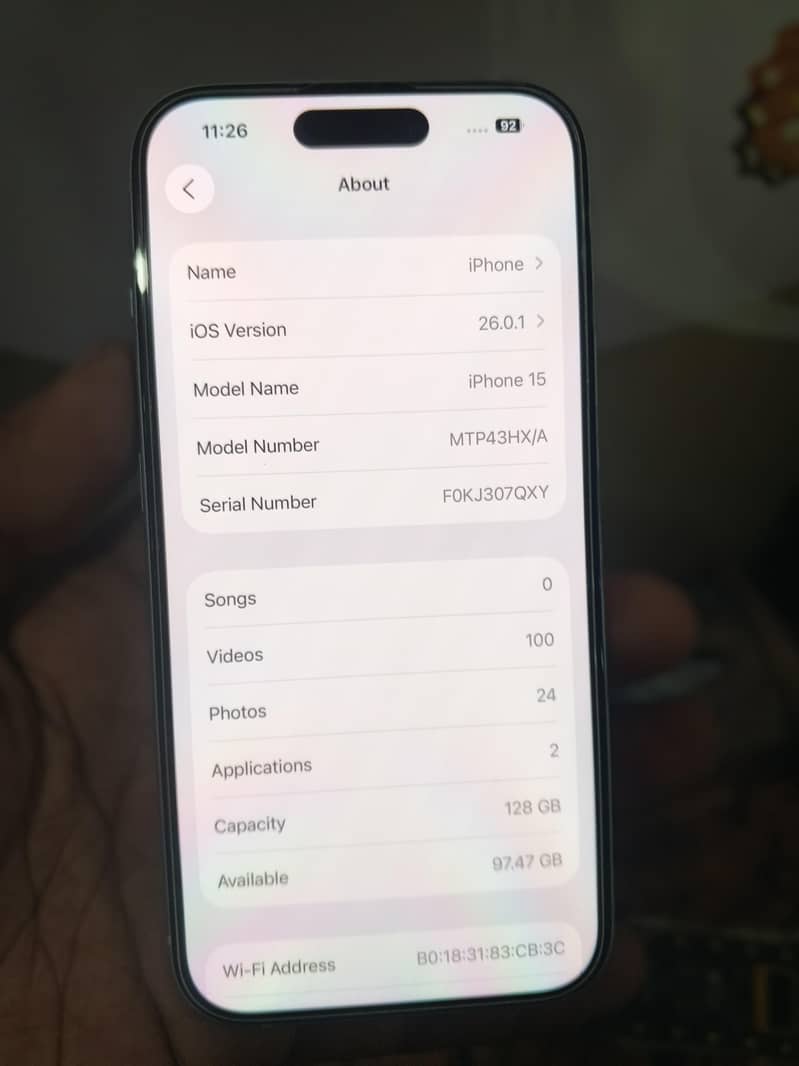 Apple iPhone 15 2