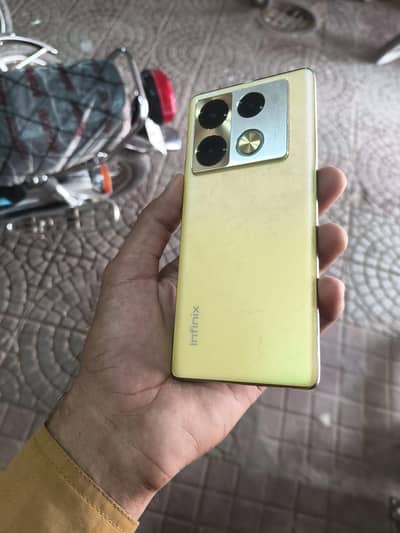 Infinix Note 40 Pro