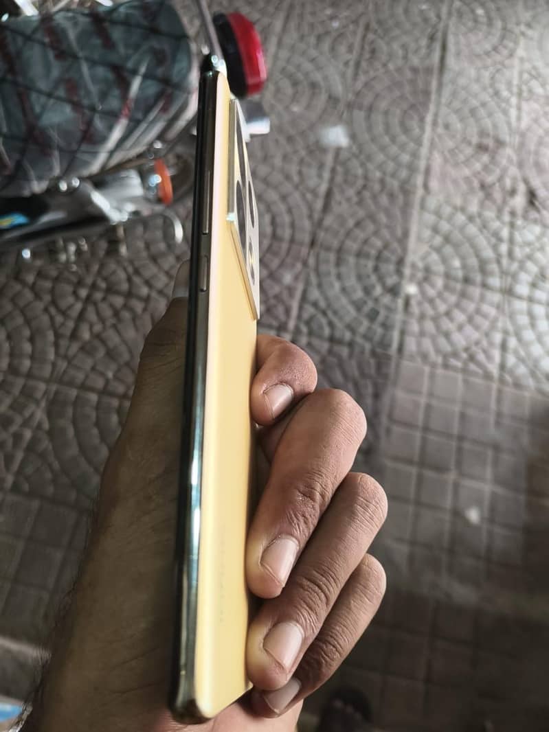 Infinix Note 40 Pro 3