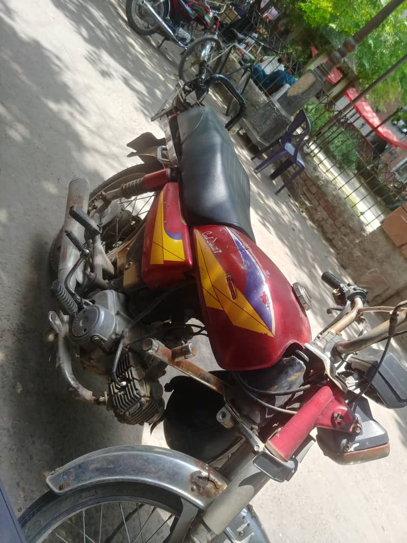 cd 70 full ok engine good condition 4