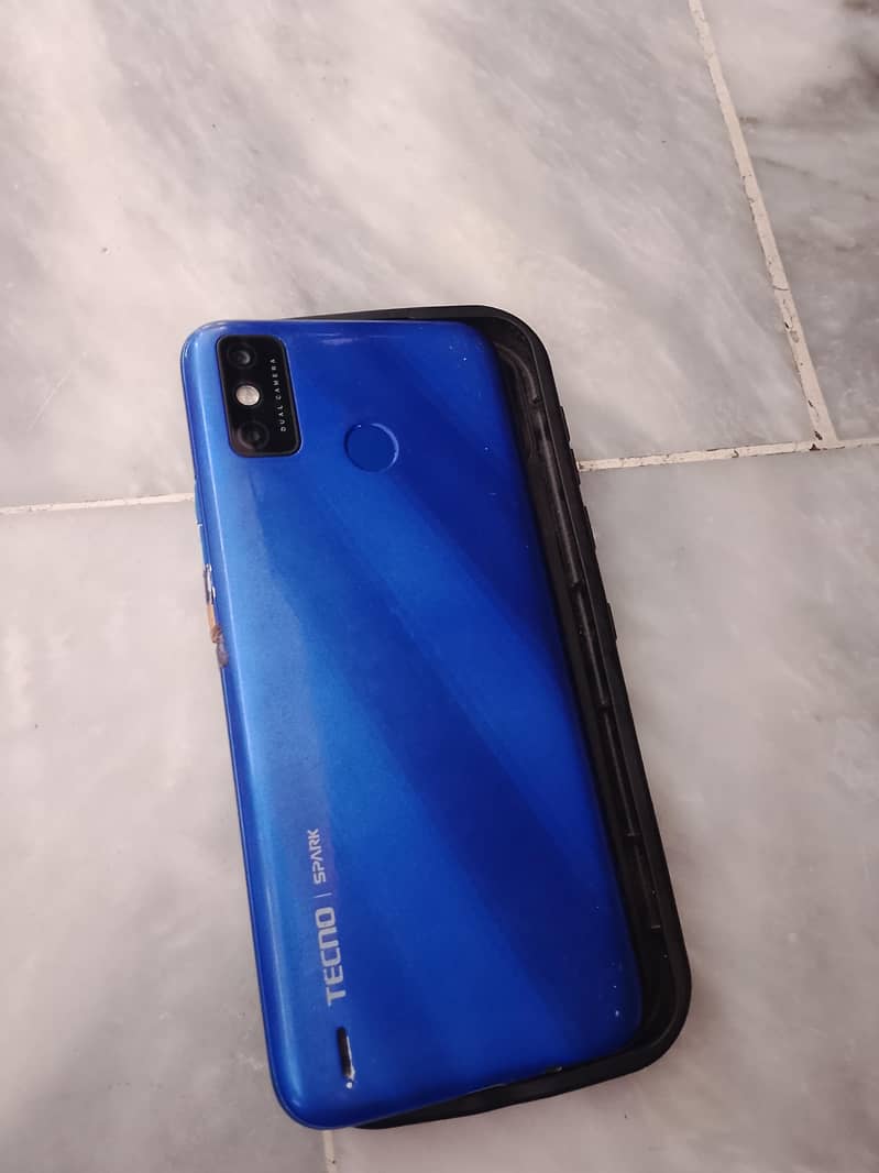 Tecno Spark 6 3