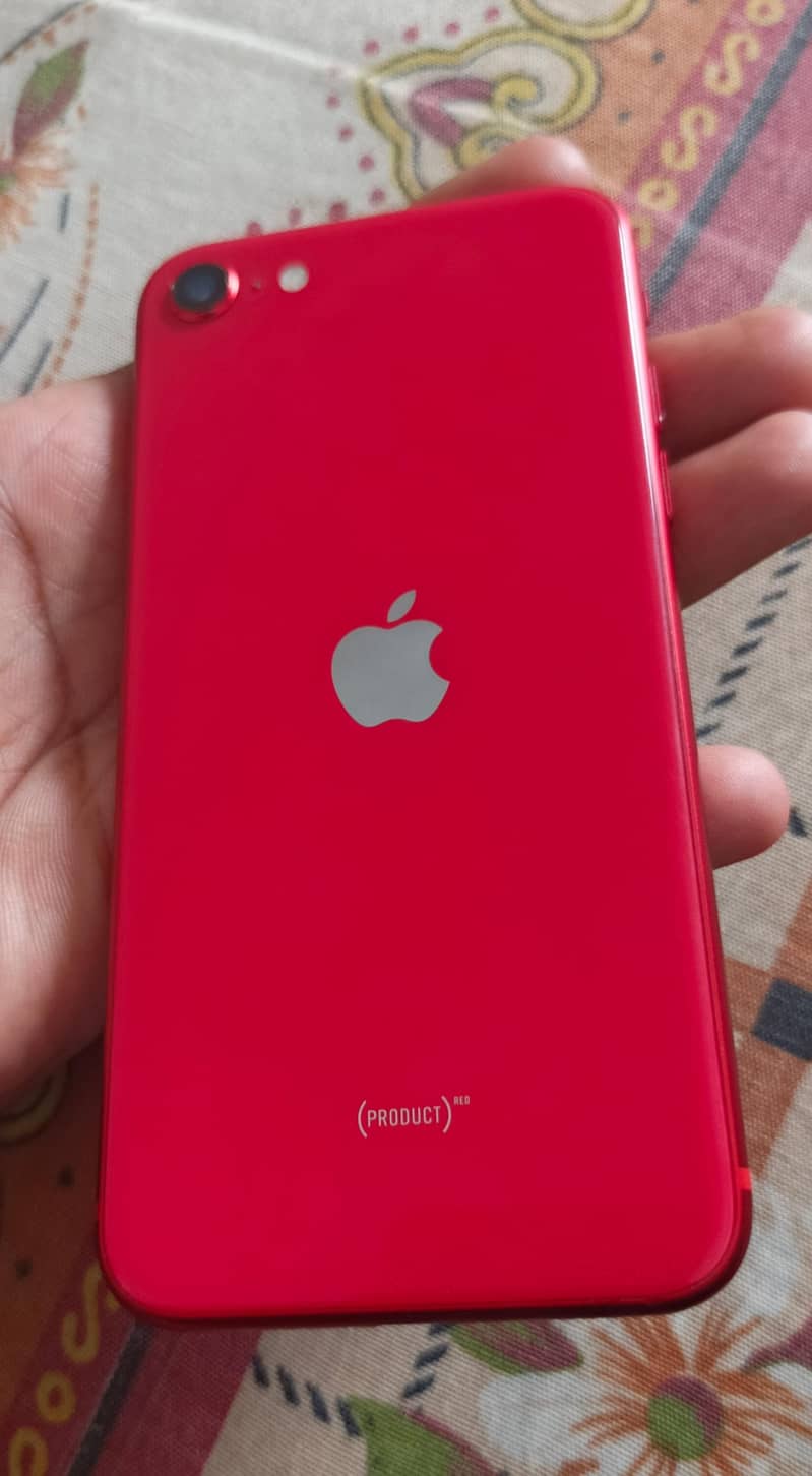Apple iPhone SE 3rd generation 1