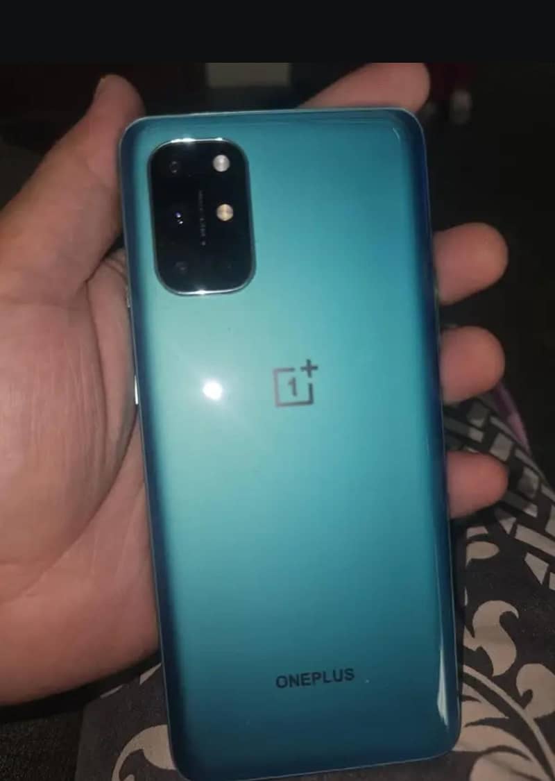One Plus 8T 1