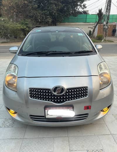 Toyota Vitz 2013