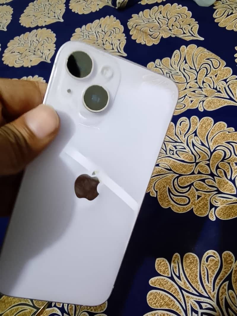 Apple iPhone 14 9