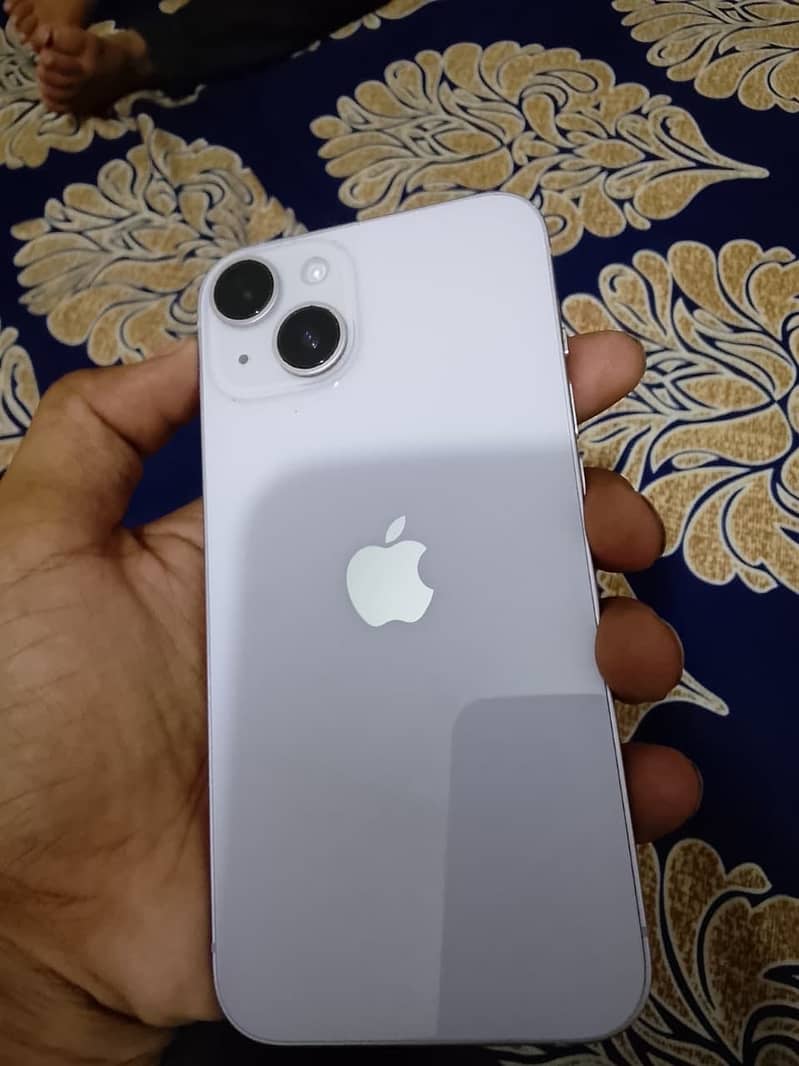 Apple iPhone 14 13