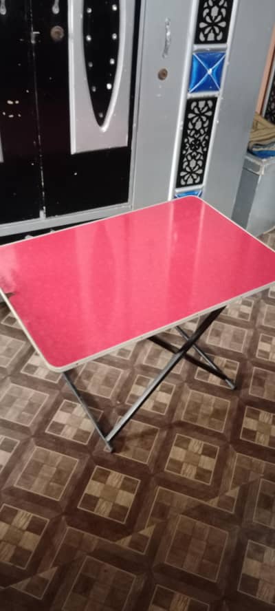 Folding Table
