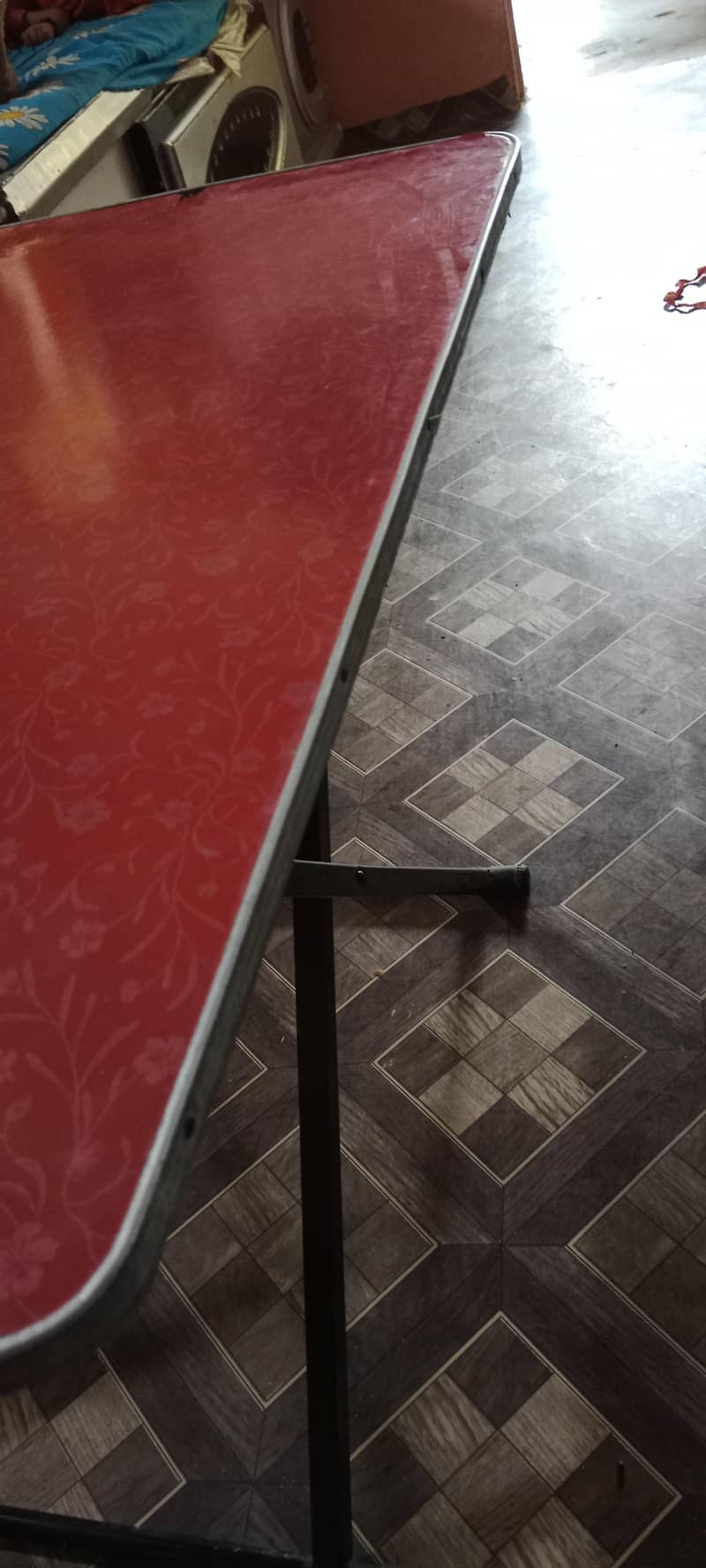 Folding Table 6