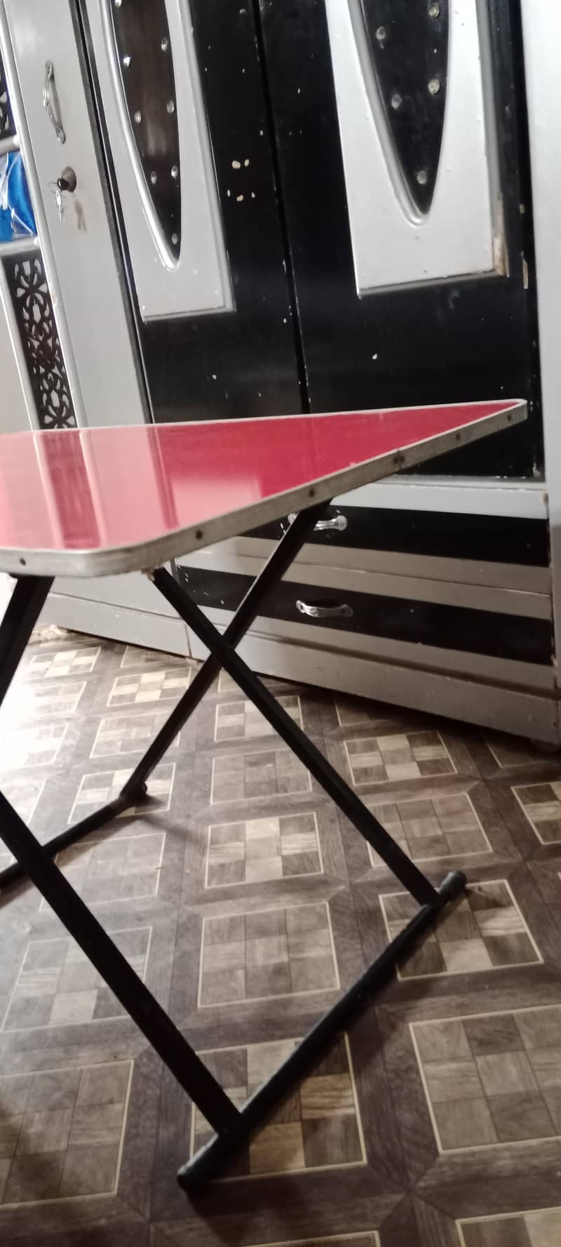 Folding Table 7