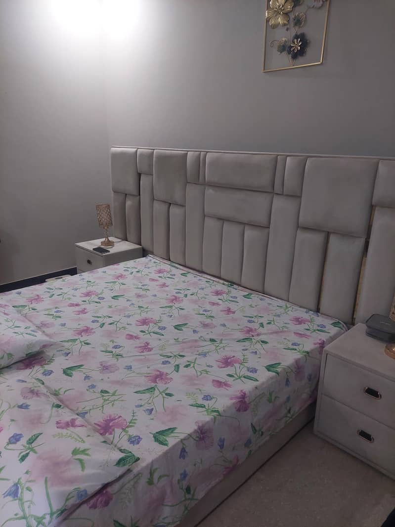 King Size Bed 1