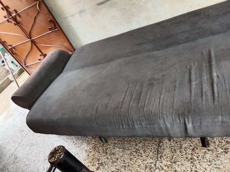 sofa com bad 1