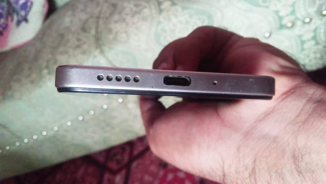 Xiaomi POCO C75 3