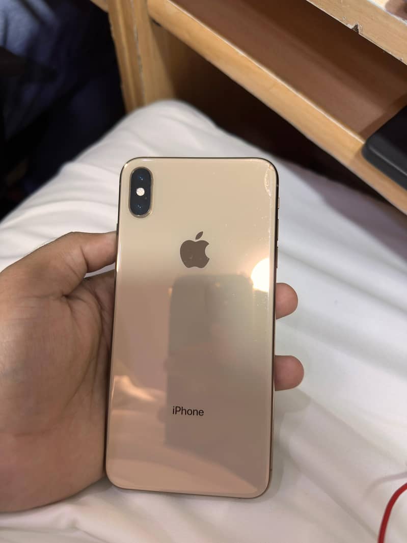 Apple iPhone XS Max 2