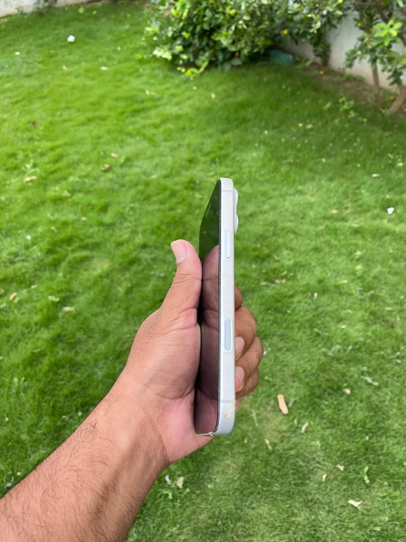Apple iPhone 17 Pro Max 5