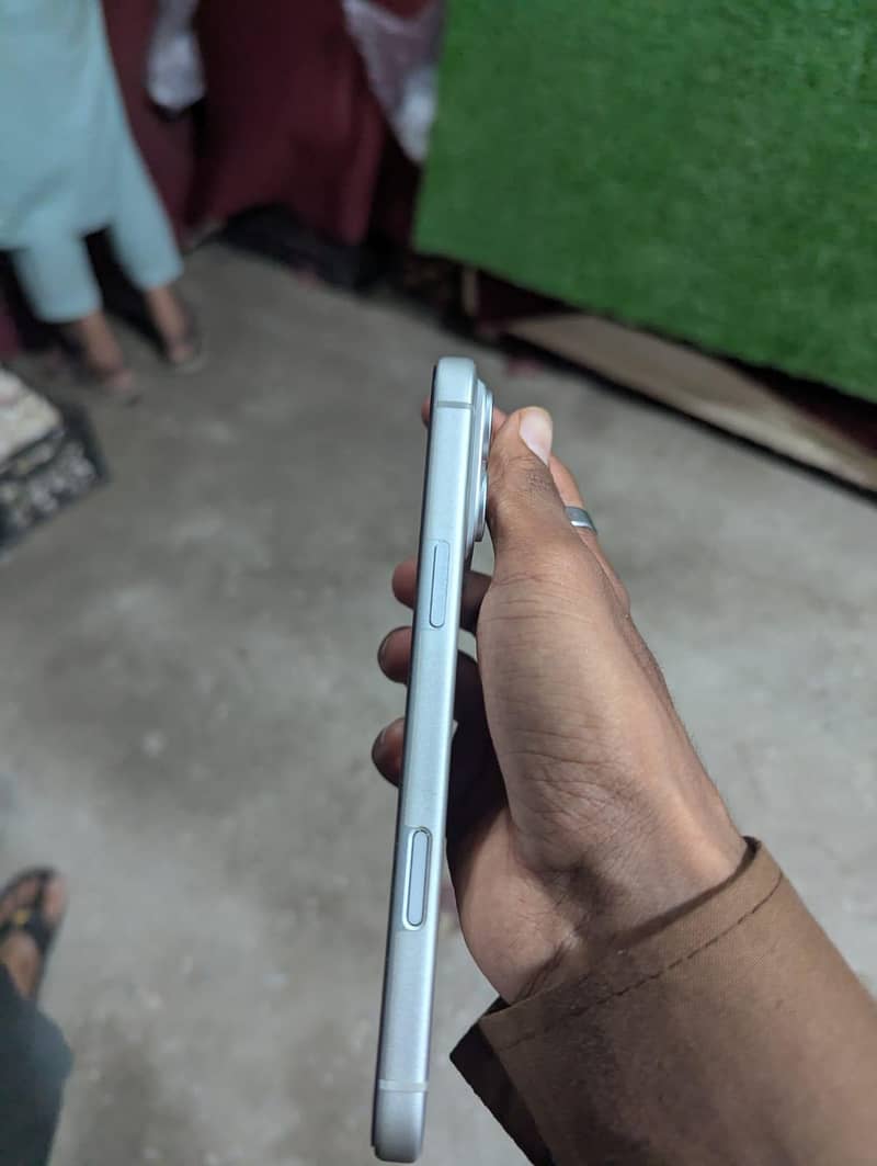 Apple iPhone 17 Pro Max 2