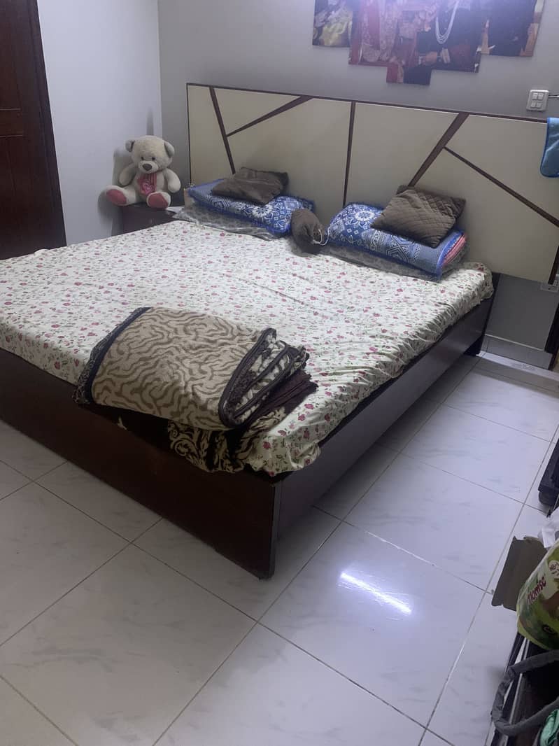 Bed in Good condition 1