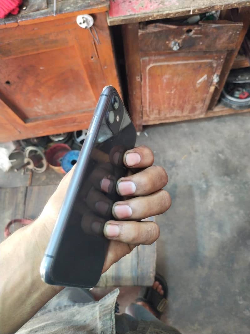 Apple iPhone 11 2