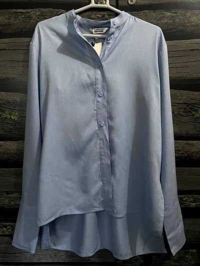 Button-through shirt