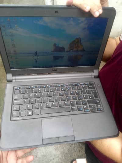 i5 5th generation 8GB RAM 256 GB hard disk