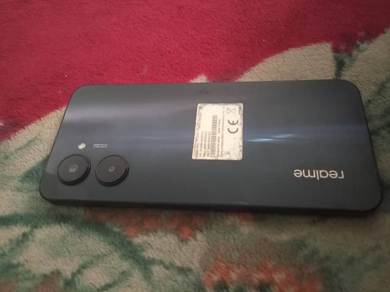 Realme C33 0
