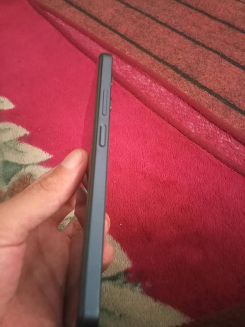 Realme C33 2