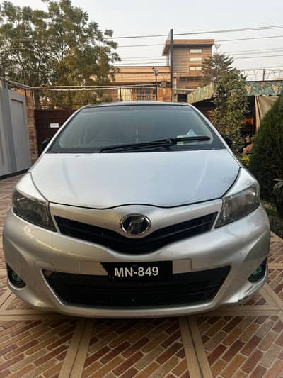 Toyota Vitz 2013