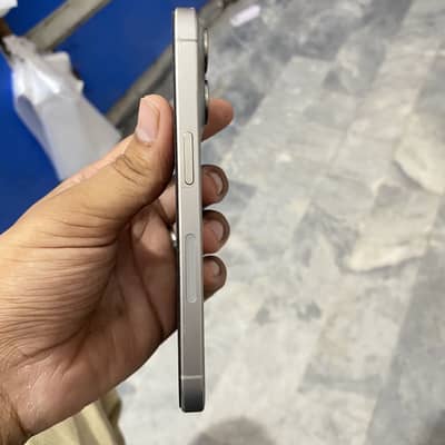 iPhone 15 Pro 256 jv