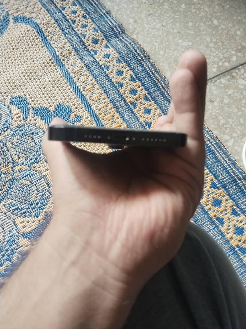 Apple iPhone 14 Pro Max 3