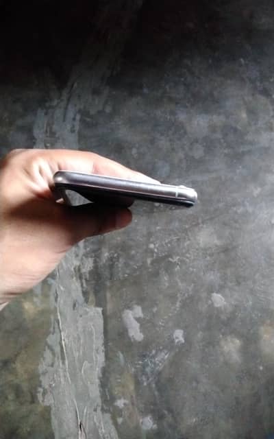 Apple iPhone XS Max factory unlock