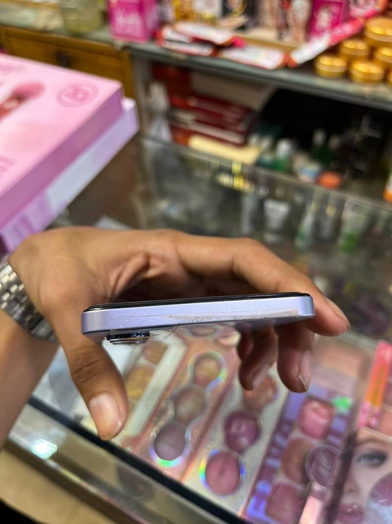Realme C65 3
