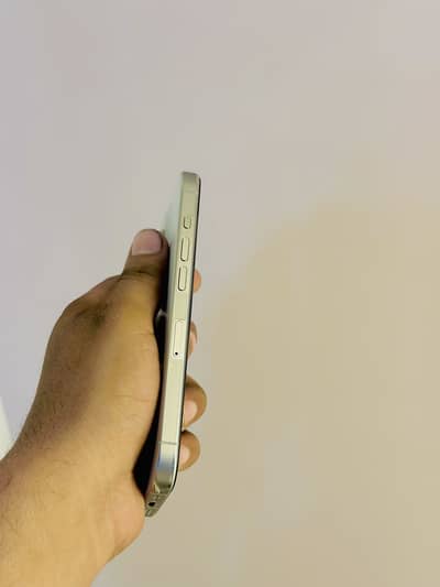 Apple iPhone 15 Pro